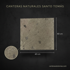 Loseta de Cantera Gris Remedios de 40x40 cm con textura de piedra natural para revestimiento de fachadas Santo Tomás.