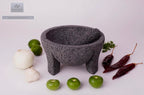 Molcajete Tradicional de Piedra Volcánica